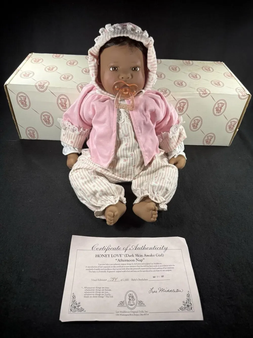 Original Lee Middleton HONEY LOVE AWAKE-GIRL collector's doll